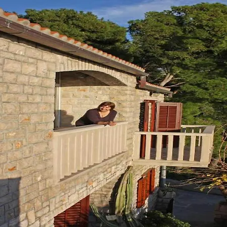 Ra I - Two-bedroom With Balcony And Sea View